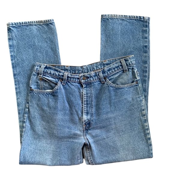 Vintage Orange Tab Light Wash Levi's Perfectly Worn In Jeans - Picture 5 of 16